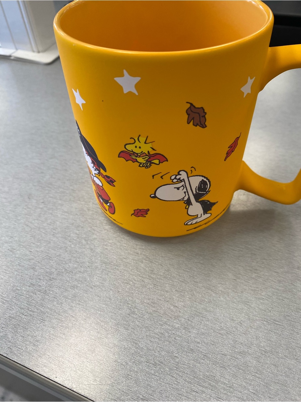 Mug with Peanuts Characters